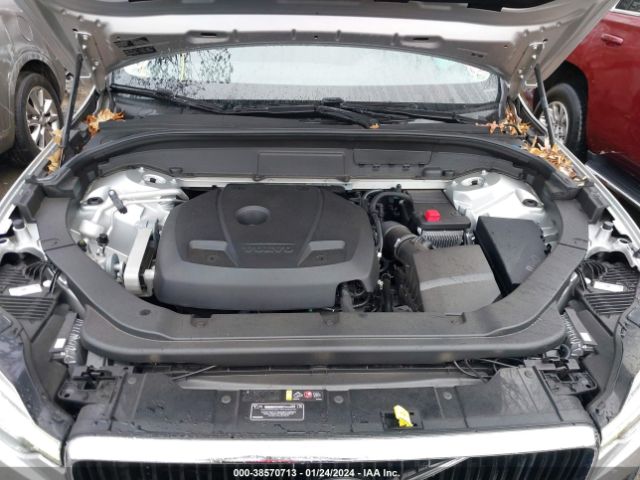 2018 VOLVO XC60 LYV102RK6JB113718 Photo 9