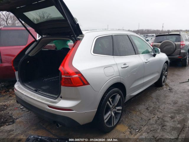 2018 VOLVO XC60 LYV102RK6JB113718 Photo 3