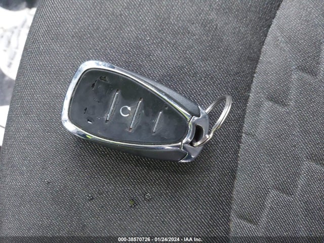 Chevrolet EQUINOX LT 2018 2GNAXJEV2J6257154 Image 11