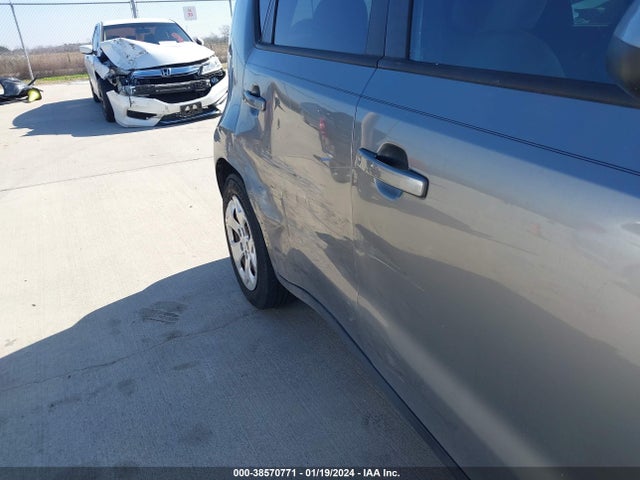 KIA Soul 2015 KNDJN2A25F7128557 Image 6
