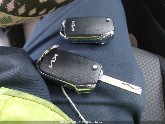 KIA SOUL LX 2022 KNDJ23AU7N7828935 Image 11