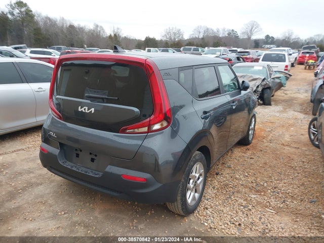 KIA SOUL LX 2022 KNDJ23AU7N7828935 Image 4