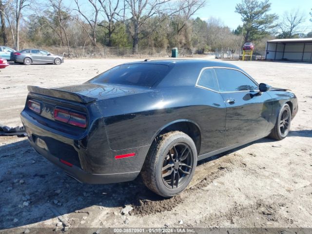 2C3CDZAG3NH179014 Dodge Challenger Sxt