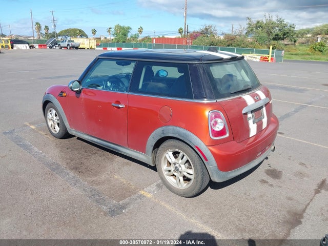 2013 MINI HARDTOP WMWSU3C58DT548433 Photo 2