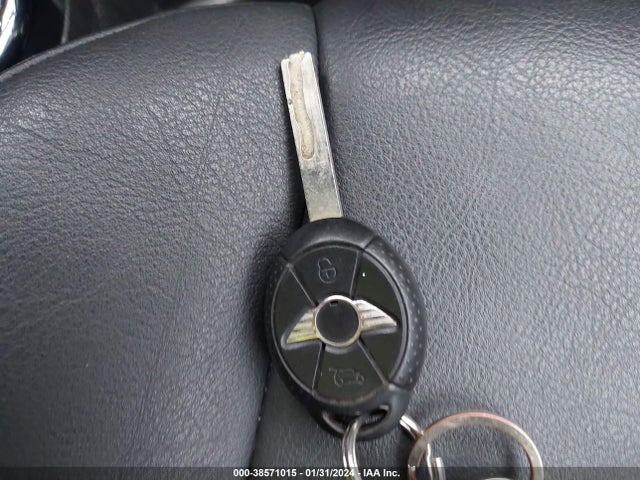 2007 MINI COOPER WMWRF33567TG17524 Photo 10