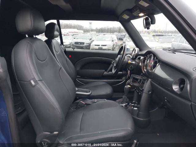 2007 MINI COOPER WMWRF33567TG17524 Photo 4