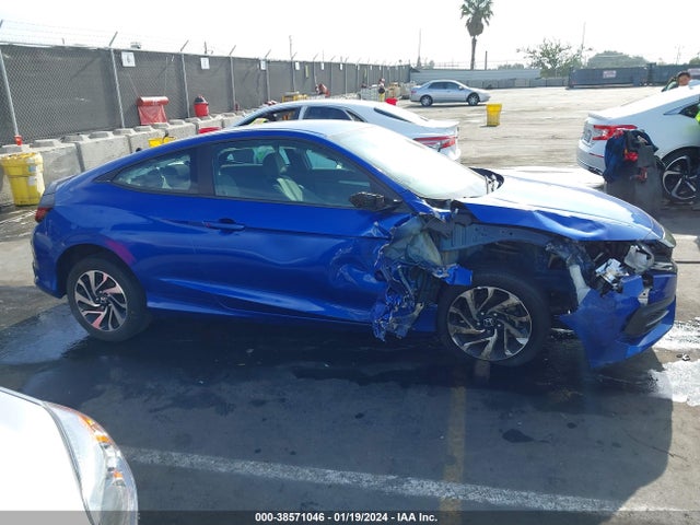 Honda Civic Lx 2018 2HGFC4B59JH300703 Image 13