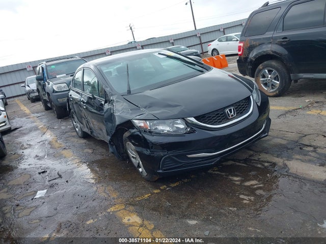 2015 19XFB2F55FE083072 main image