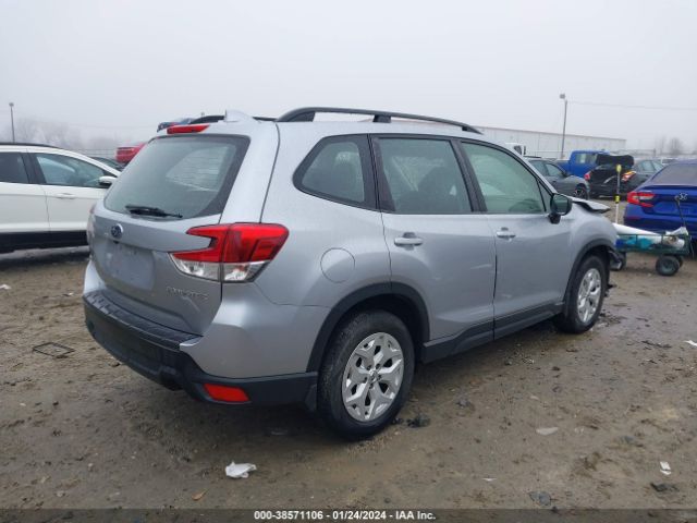 JF2SKACC6KH420835 Subaru Forester