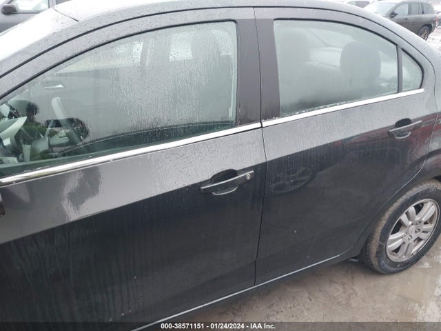 Chevrolet Sonic Lt Auto 2014 1G1JC5SG3E4159817 Image 15
