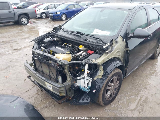 Chevrolet Sonic Lt Auto 2014 1G1JC5SG3E4159817 Image 6