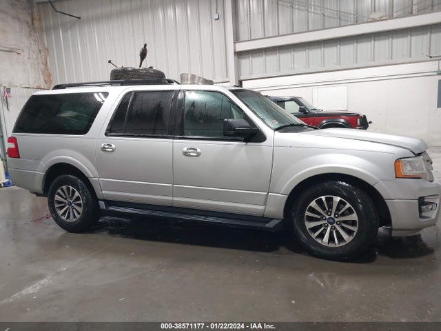Ford Expedition El Xlt 2017 1FMJK1JT0HEA06100 Image 14