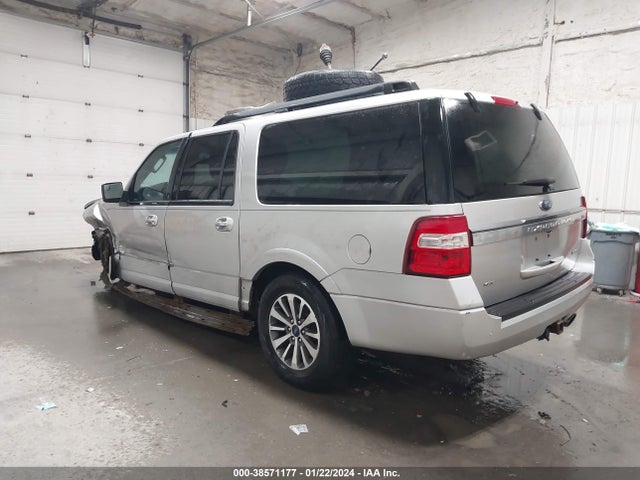 Ford Expedition El Xlt 2017 1FMJK1JT0HEA06100 Image 3