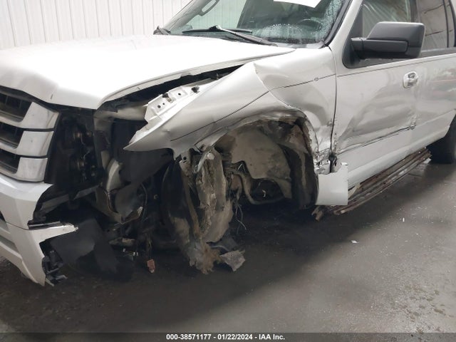 Ford Expedition El Xlt 2017 1FMJK1JT0HEA06100 Image 6