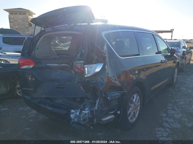 2C4RC1CG7PR616565 Chrysler Voyager Lx