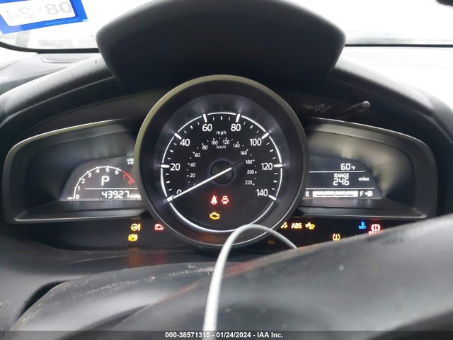 JM1DKFC75K0401764 Mazda Cx-3 Touring