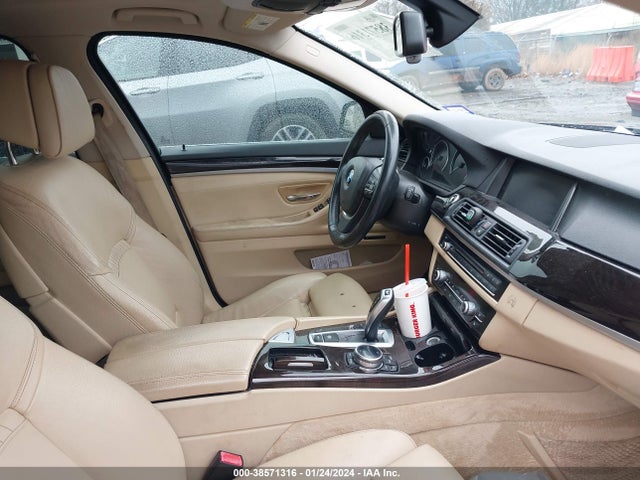 WBA5A5C52ED500973 BMW 528I
