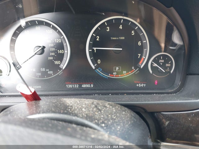 WBA5A5C52ED500973 BMW 528I