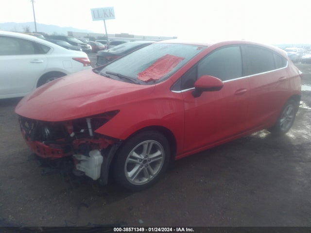 Chevrolet Cruze Lt Auto 2018 3G1BE6SM5JS563321 Image 2