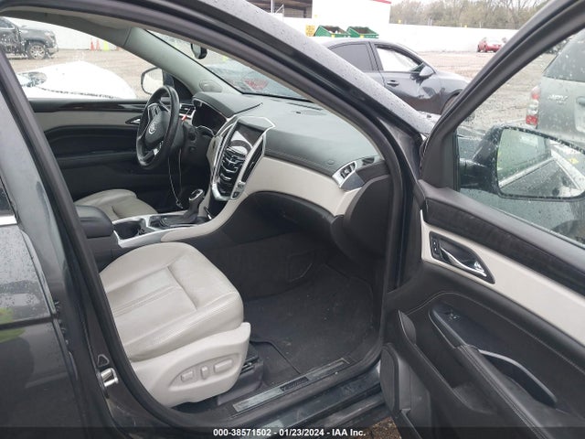 Cadillac Srx Luxury Collection 2014 3GYFNBE30ES561481 Image 5
