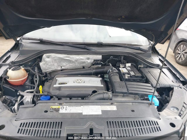 2015 VOLKSWAGEN TIGUAN SE VIN: WVGAV7AX7FW602244