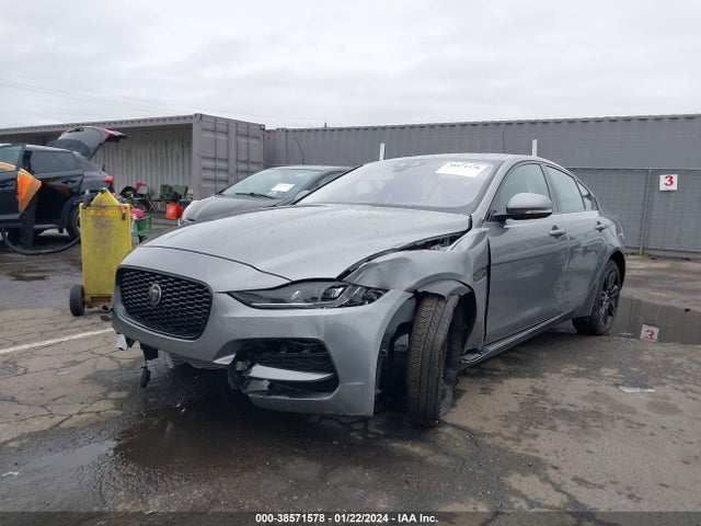 2020 JAGUAR XE SAJAJ4FX8LCP57391 Photo 5