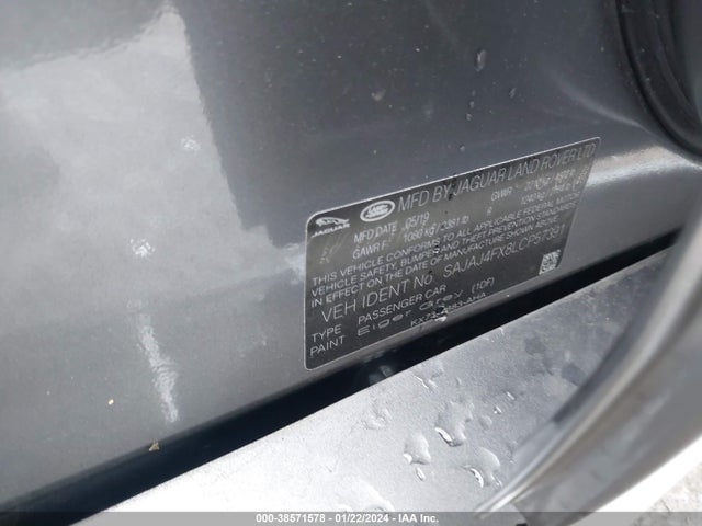 2020 JAGUAR XE SAJAJ4FX8LCP57391 Photo 8