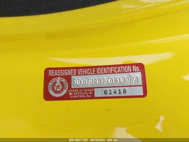 Chevrolet Corvette Stingray Z51 2016 1G1YM2D7XG5107797 Image 9