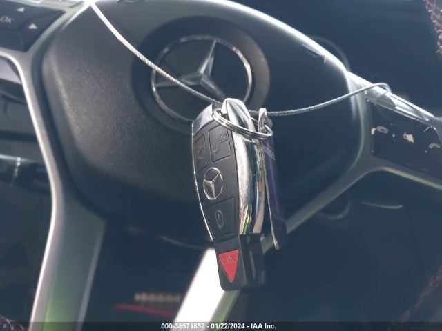 2013 MERCEDES-BENZ C 250 VIN: WDDGJ4HBXDG154274