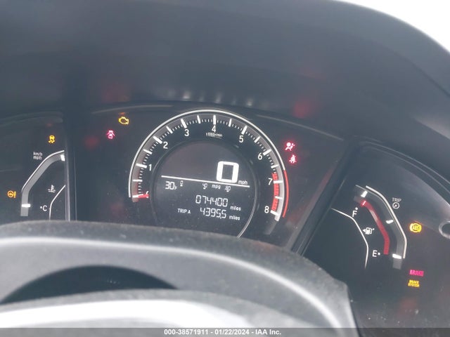 Honda Civic Lx 2018 2HGFC2F51JH596704 Image 7