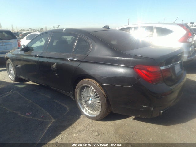 BMW ALPINA B7 2014 WBAYE8C50ED134949 Image 3