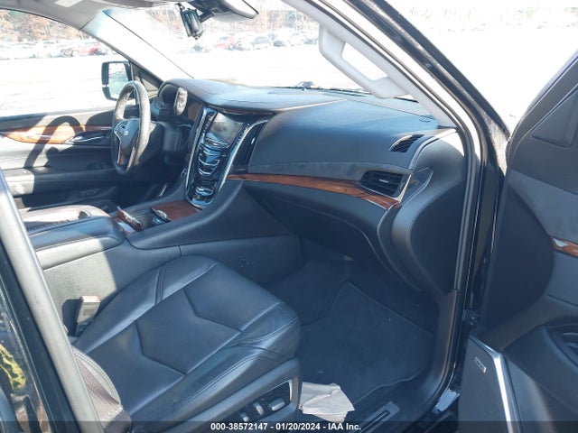 1GYS4SKJ9FR526589 Cadillac Escalade Esv Luxury