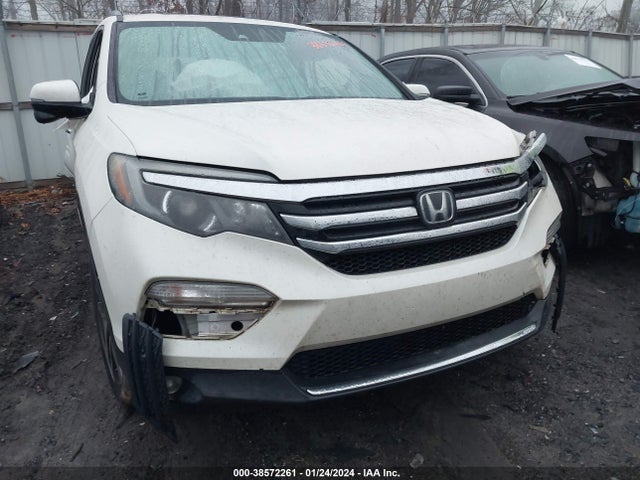 Honda Pilot Touring 2016 5FNYF5H90GB023355 Image 11