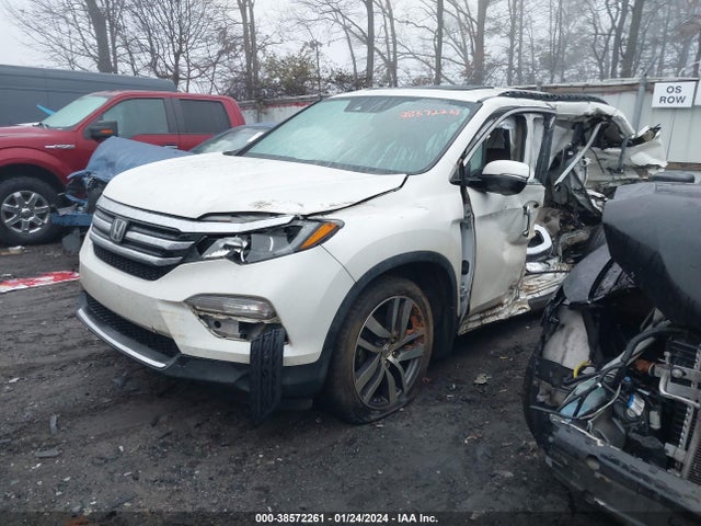 Honda Pilot Touring 2016 5FNYF5H90GB023355 Image 2