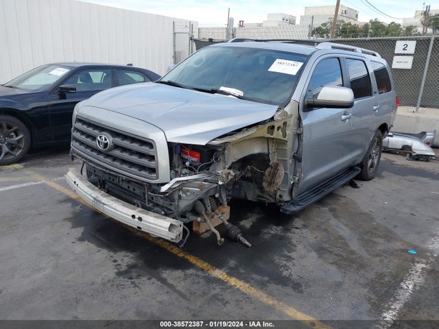 2015 TOYOTA SEQUOIA SR5 5.7L V8 VIN: 5TDBY5G13FS121768