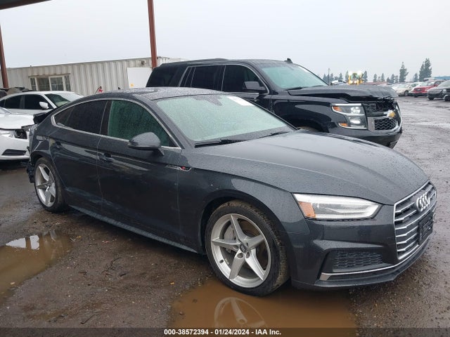 WAUDNCF57JA007284 Audi A5 2.0t Premium