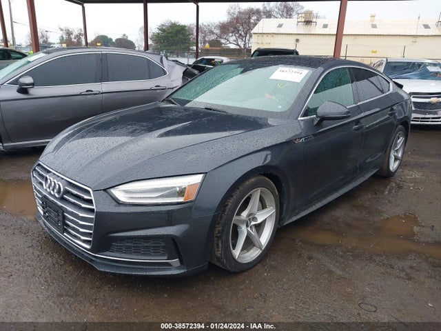 WAUDNCF57JA007284 Audi A5 2.0t Premium