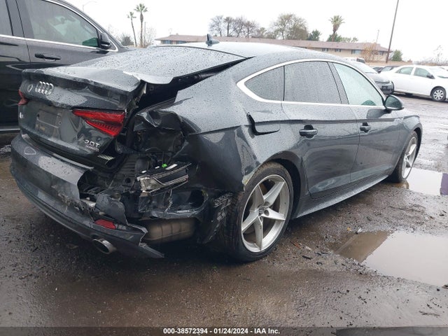 WAUDNCF57JA007284 Audi A5 2.0t Premium