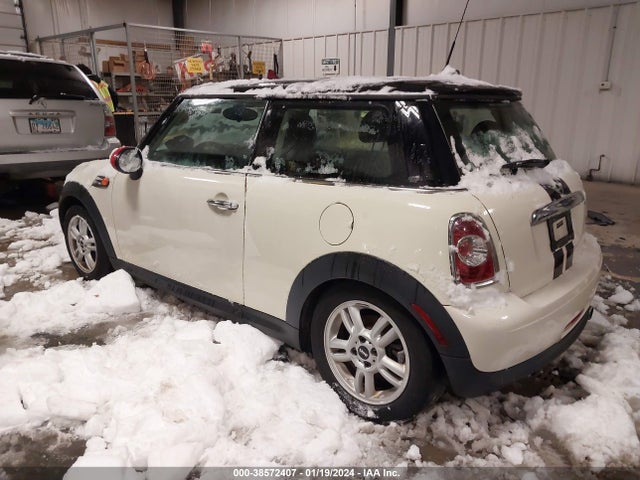2012 MINI COOPER WMWSU3C57CT261079 Photo 2