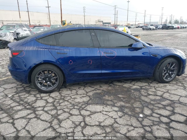 Tesla Model 3 Rear-wheel Drive 2022 5YJ3E1EAXNF373318 Image 13