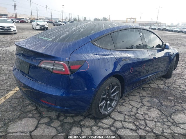 Tesla Model 3 Rear-wheel Drive 2022 5YJ3E1EAXNF373318 Image 4