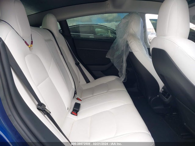 Tesla Model 3 Rear-wheel Drive 2022 5YJ3E1EAXNF373318 Image 8
