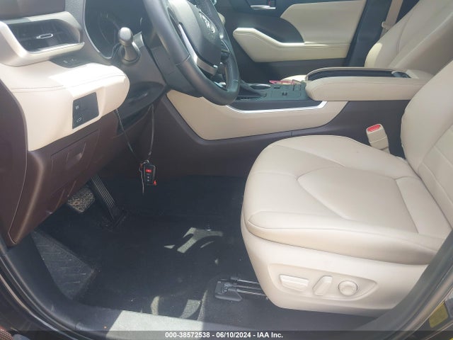 Toyota Highlander Xle 2021 5TDGZRAH6MS081179 Image 5