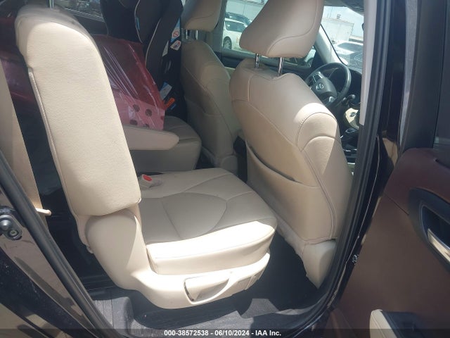 Toyota Highlander Xle 2021 5TDGZRAH6MS081179 Image 8
