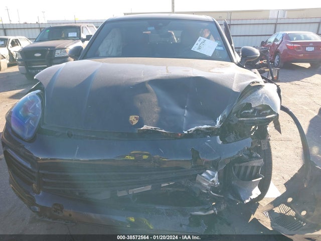 2020 PORSCHE CAYENNE WP1AA2AY9LDA01967 Photo 9