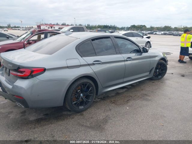 2022 BMW 530I WBA53BH01NWX67175 Photo 3