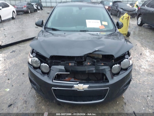 Chevrolet Sonic Lt Auto 2016 1G1JC6SH1G4142175 Image 12