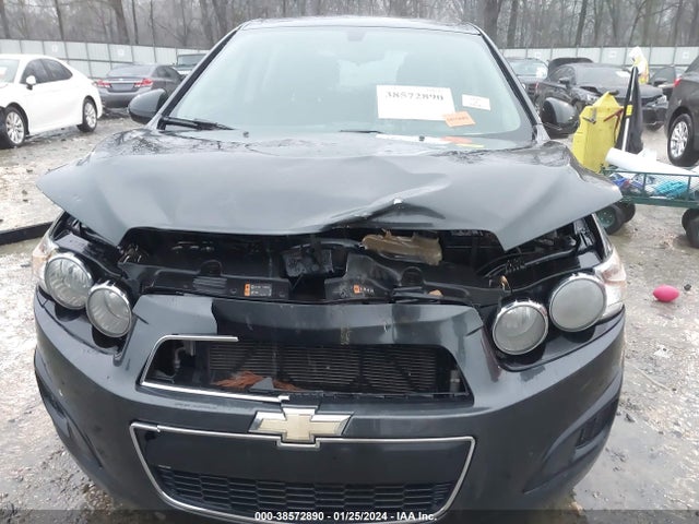 Chevrolet Sonic Lt Auto 2016 1G1JC6SH1G4142175 Image 6