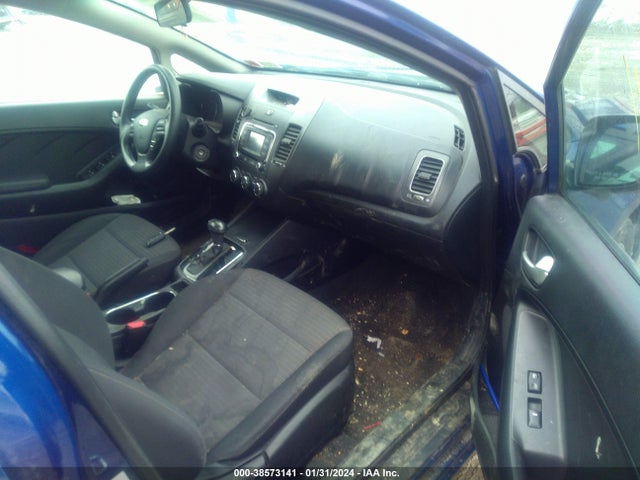 KIA FORTE LX 2017 3KPFL4A79HE132472 Image 5