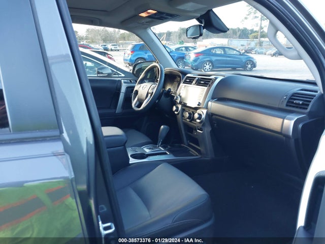 Toyota 4runner Sr5 Premium 2021 JTEFU5JR7M5234889 Image 5